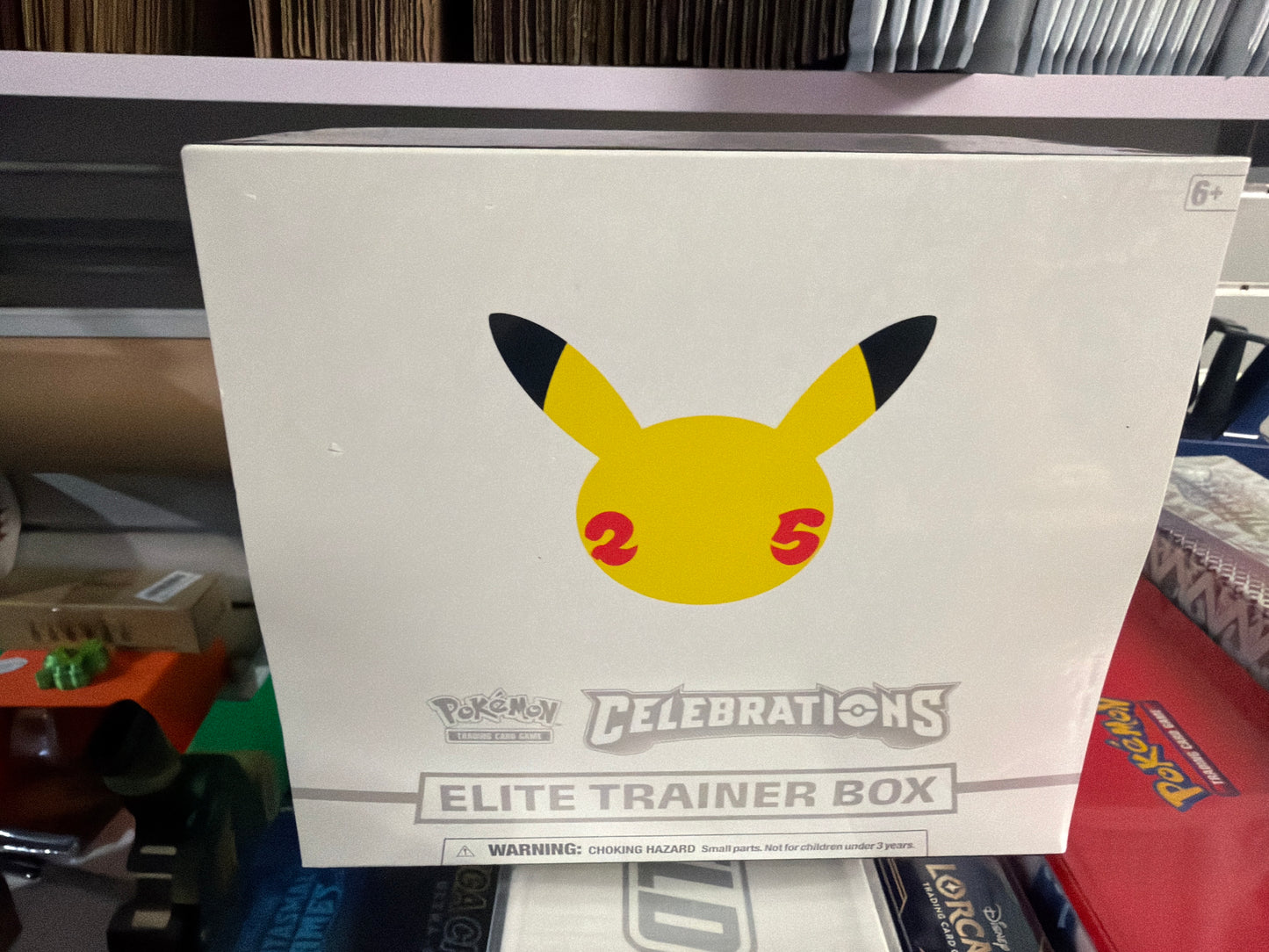 Pokemon TCG: Celebrations Elite Trainer Box