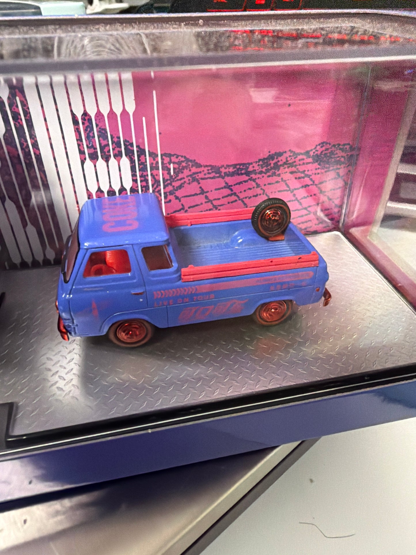 M2 Machines Coca Cola Auto Haulers 1966 Ford C-950 Truck and 1964 Ford Econoline Truck Red Chrome Chase