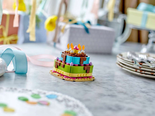 LEGO® Birthday Party Cake 40815