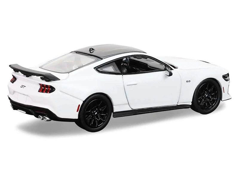 GreenLight: GL Muscle Series 30 2024 Ford Mustang in Oxford White