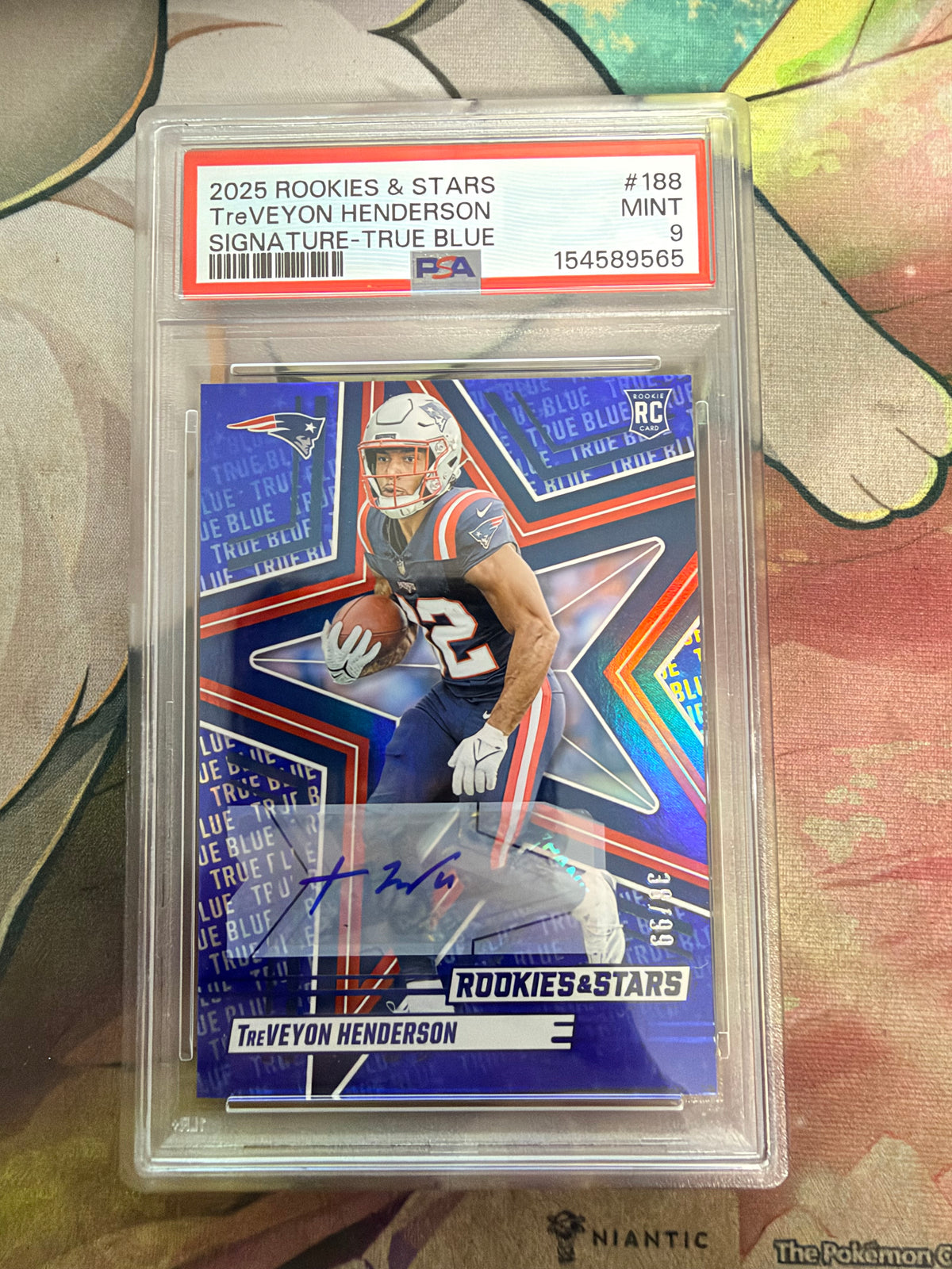 CONSIGN 2025 Rookies & Stars TreVeyon Henderson Signature True Blue PSA #9
