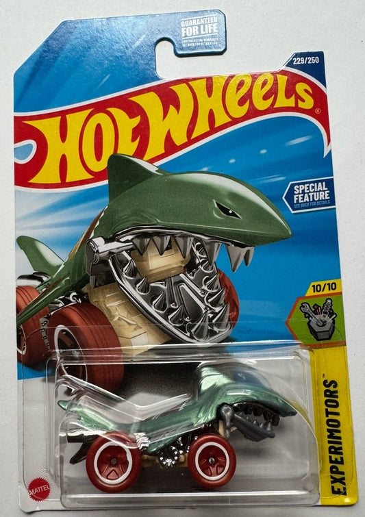 Hot Wheels Experimotors Shark Bite Treasure Hunt